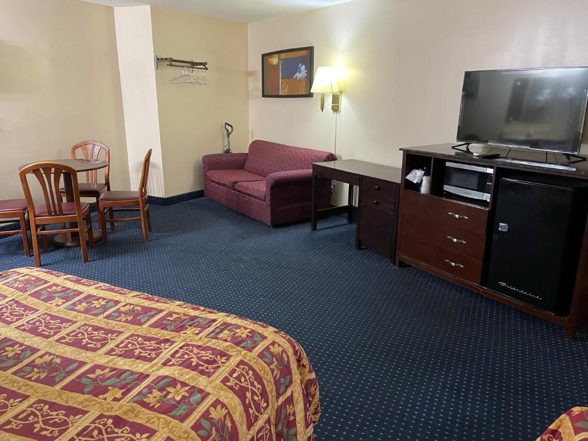 American Inn And Suites Countryside Extérieur photo