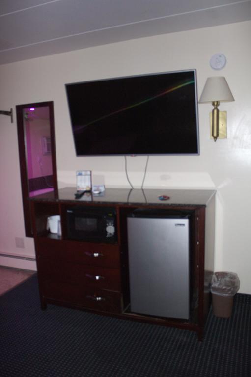 American Inn And Suites Countryside Extérieur photo