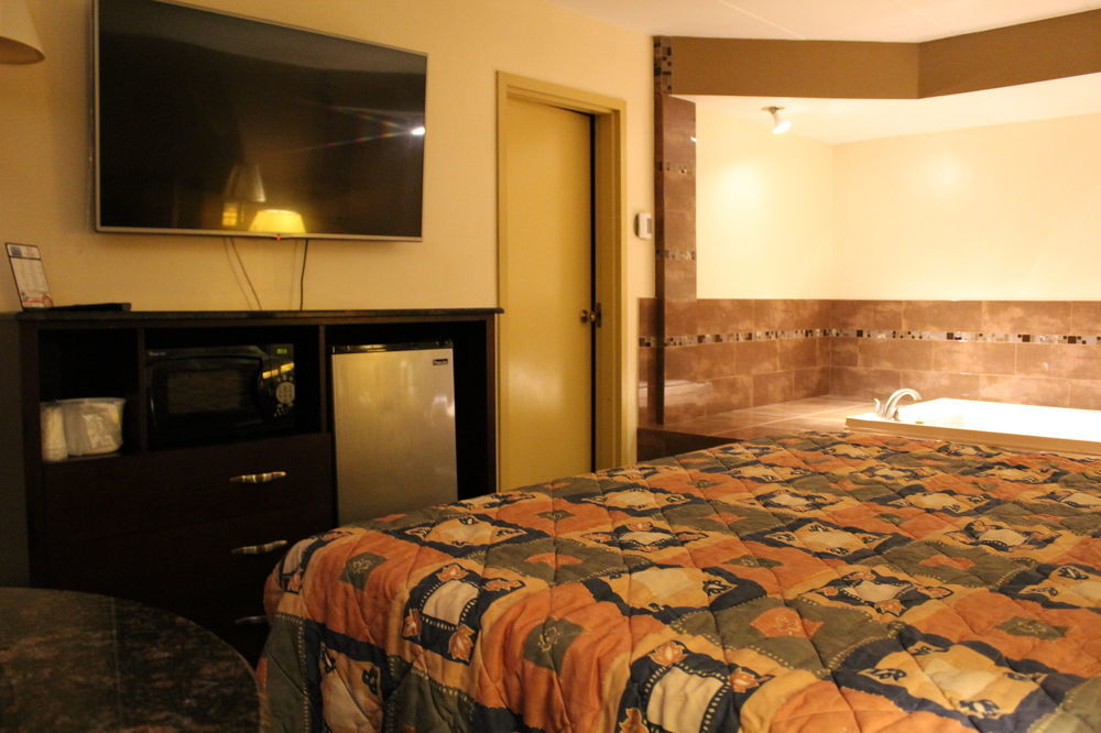 American Inn And Suites Countryside Extérieur photo