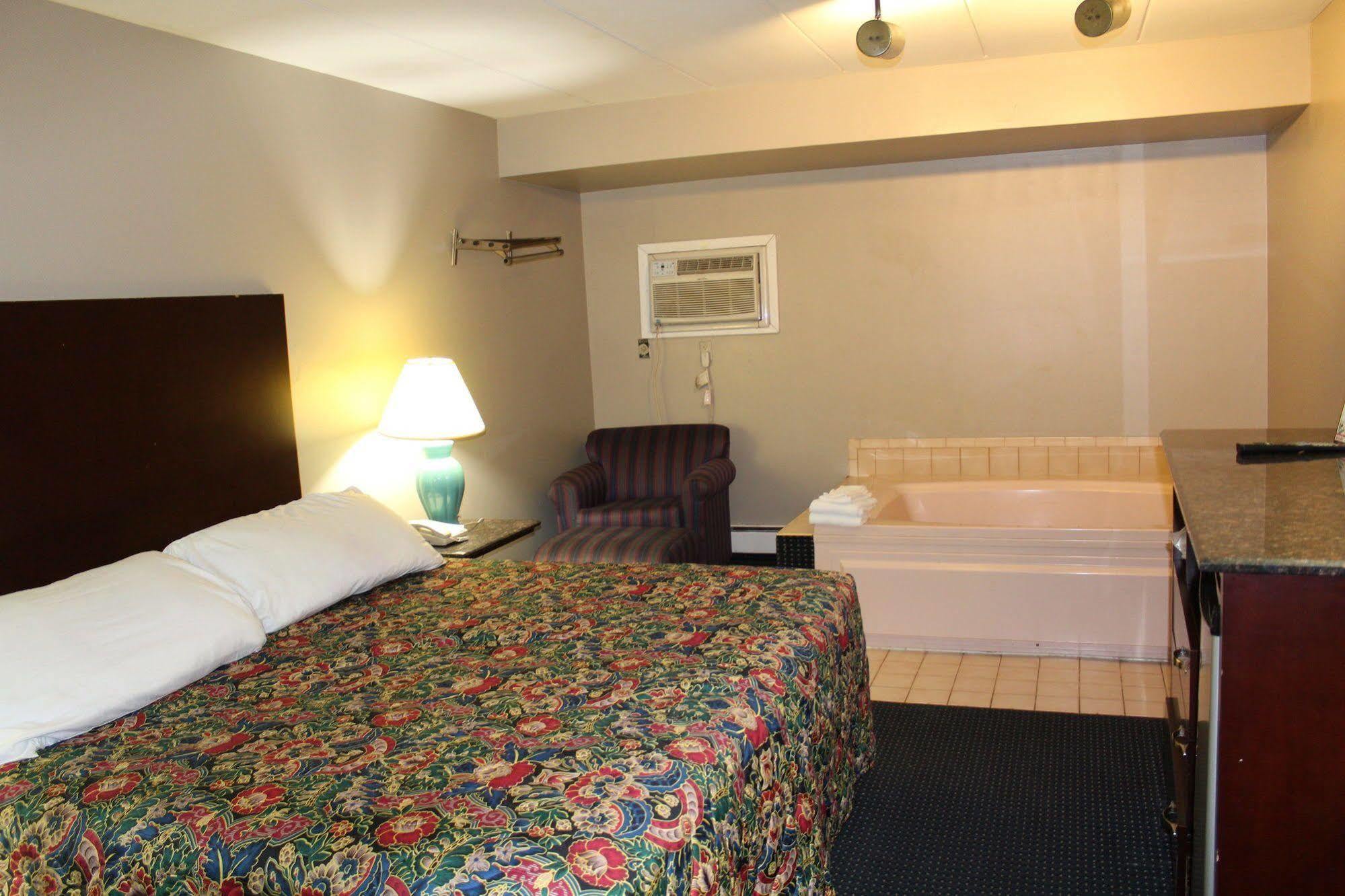 American Inn And Suites Countryside Extérieur photo