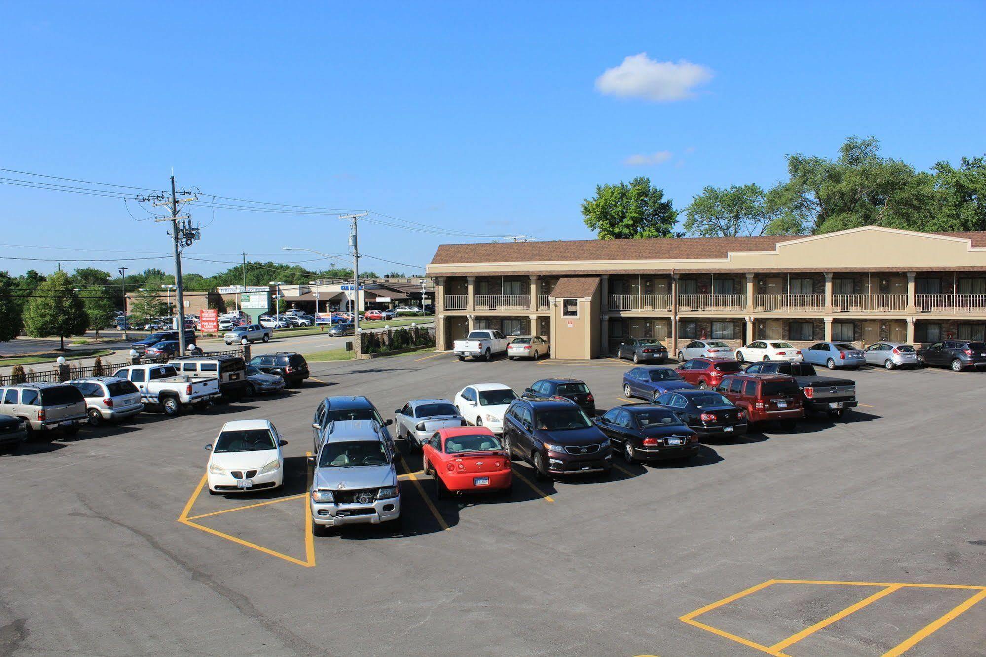 American Inn And Suites Countryside Extérieur photo